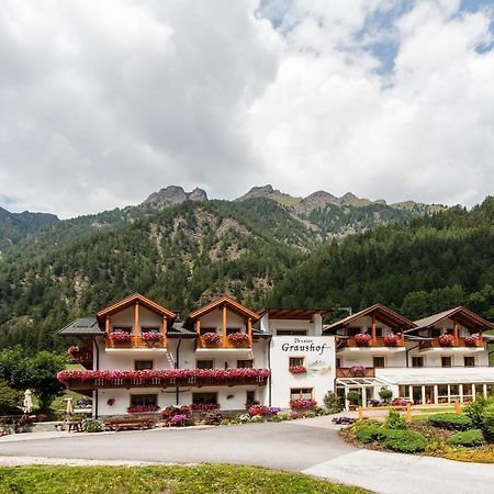 Graushof Hotel Val di Vizze Exterior photo
