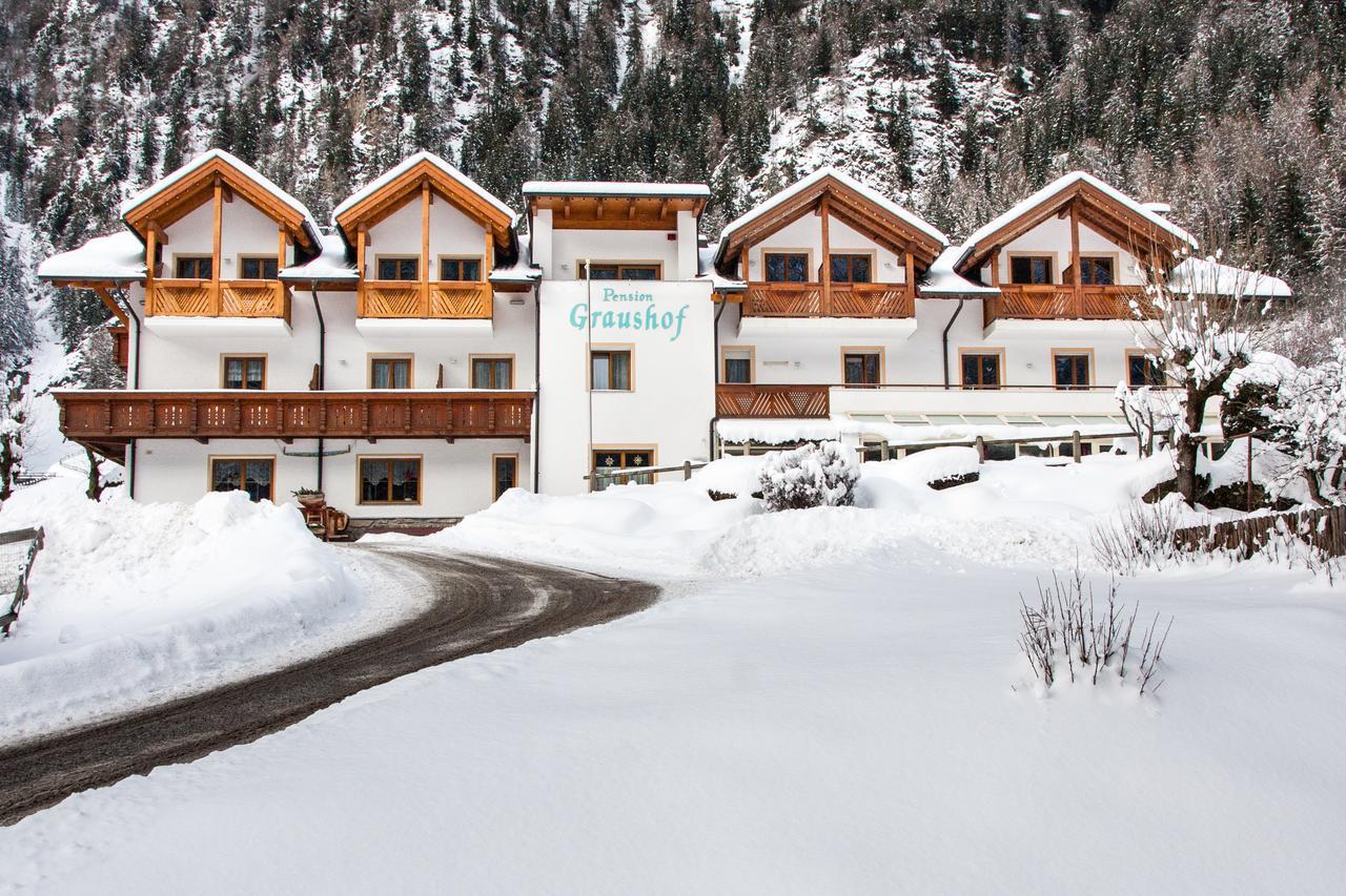 Graushof Hotel Val di Vizze Exterior photo